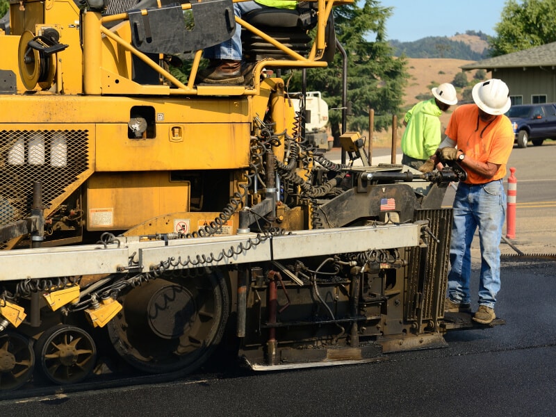 ASPHALT PAVING